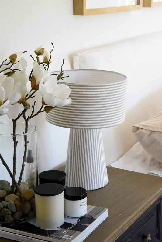 Lámpara cónica mediana - Rayas Beige